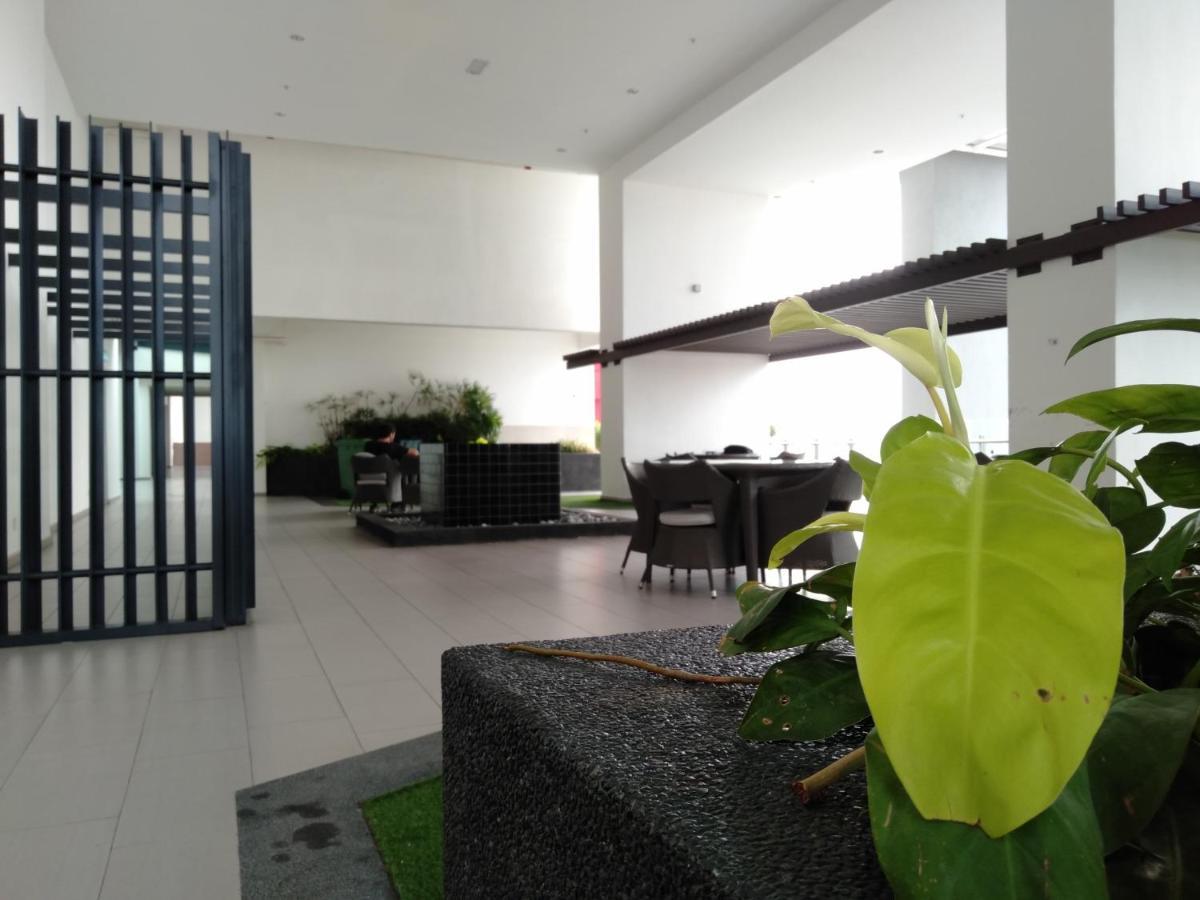 #4 Summer Studio - One South Seri Kembangan Exterior foto